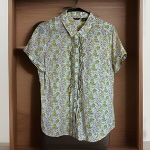 Eddie Bauer Women’s Sheer Floral Ruffle Front Blouse Size Medium